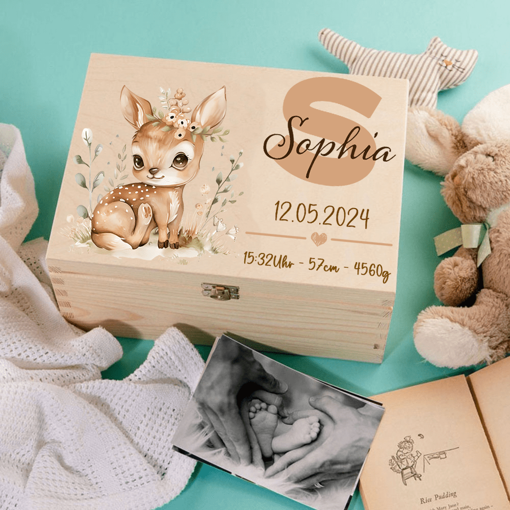 Personalisierte Erinnerungsbox aus Buchenholz – Mit Name & Geburtsdaten graviert, Aufbewahrungsbox mit Häschen-Motiv, Geschenk zur Geburt & Taufe