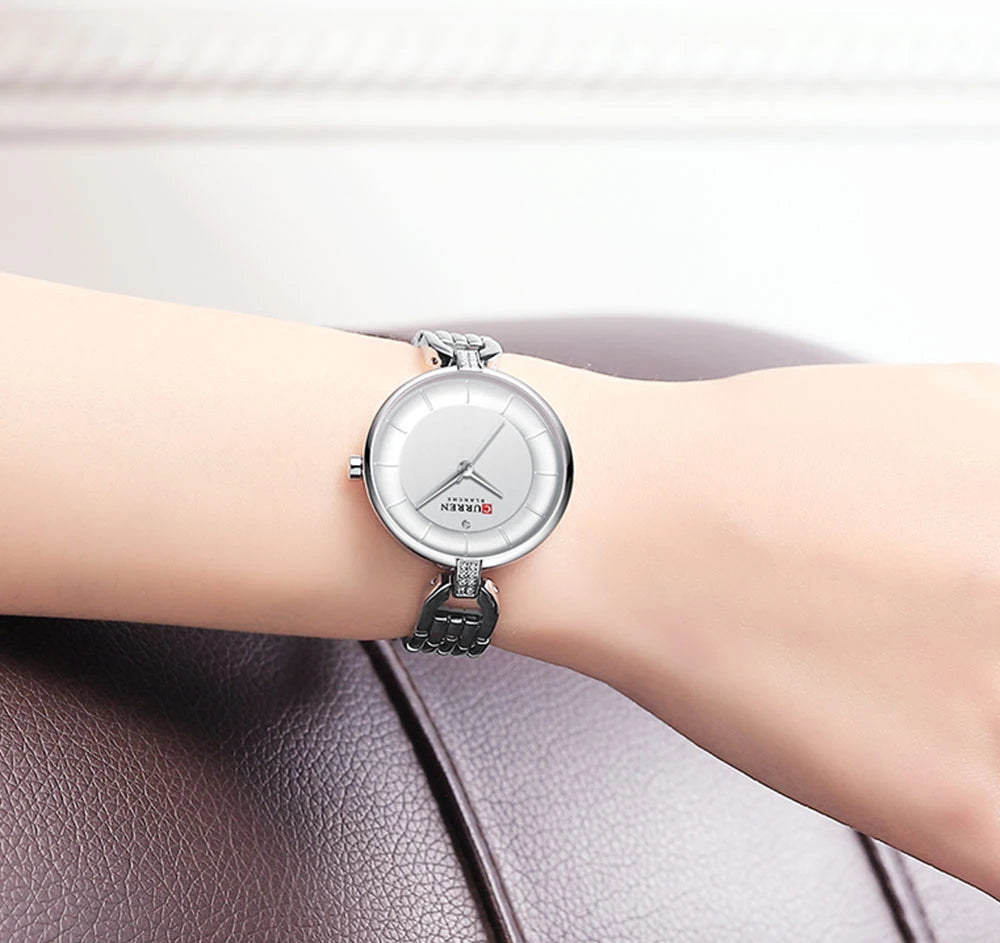 Frauen Uhr CURREN Luxus Marke Mode Casual Damen Quarz Armbanduhr Rose Gold Edelstahl Mesh Kleid Uhr Für Mädchen