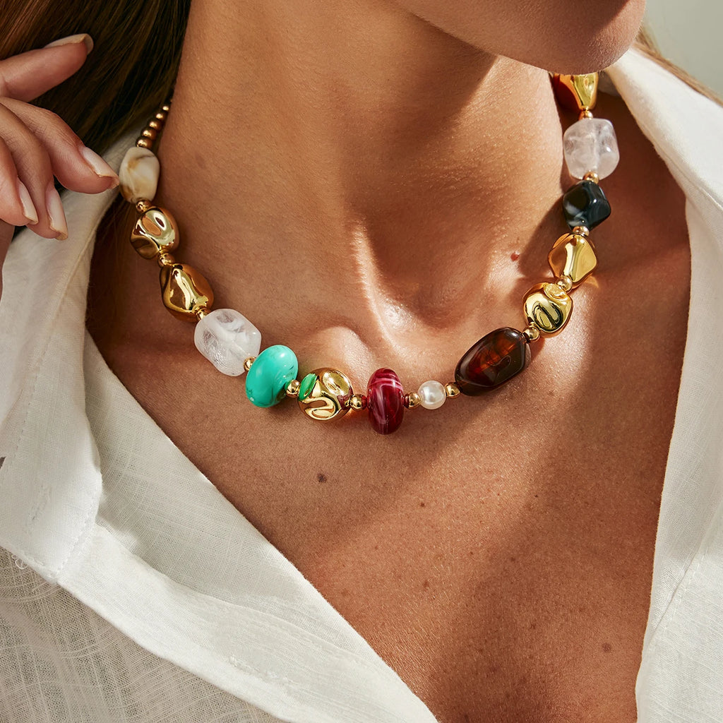 KunJoe Böhmische farbige Harzperlen-Halskette für Frauen, Vintage, verstellbare Acryl-Kurzhalskette, Schmuck am Hals