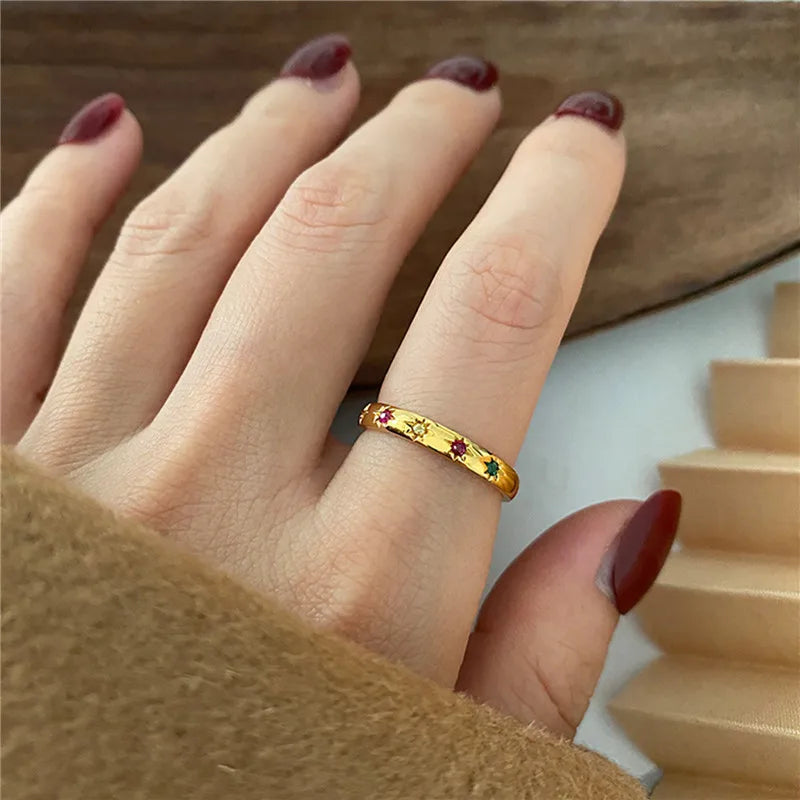 2 Teile/satz Edelstahl Regenbogen Farbe Kubikzircon Stein Finger Ringe für Frauen INS Gold Farbe Wasserdicht Sterne Ring Schmuck