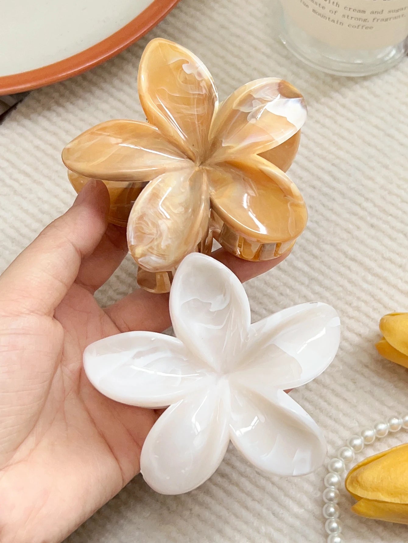 Hawaiianische Blumenkrallenklammern für Frauen, Blumen-Haarklammern mit Marmorader für dünnes Haar, süßer Strand-Haarschmuck
