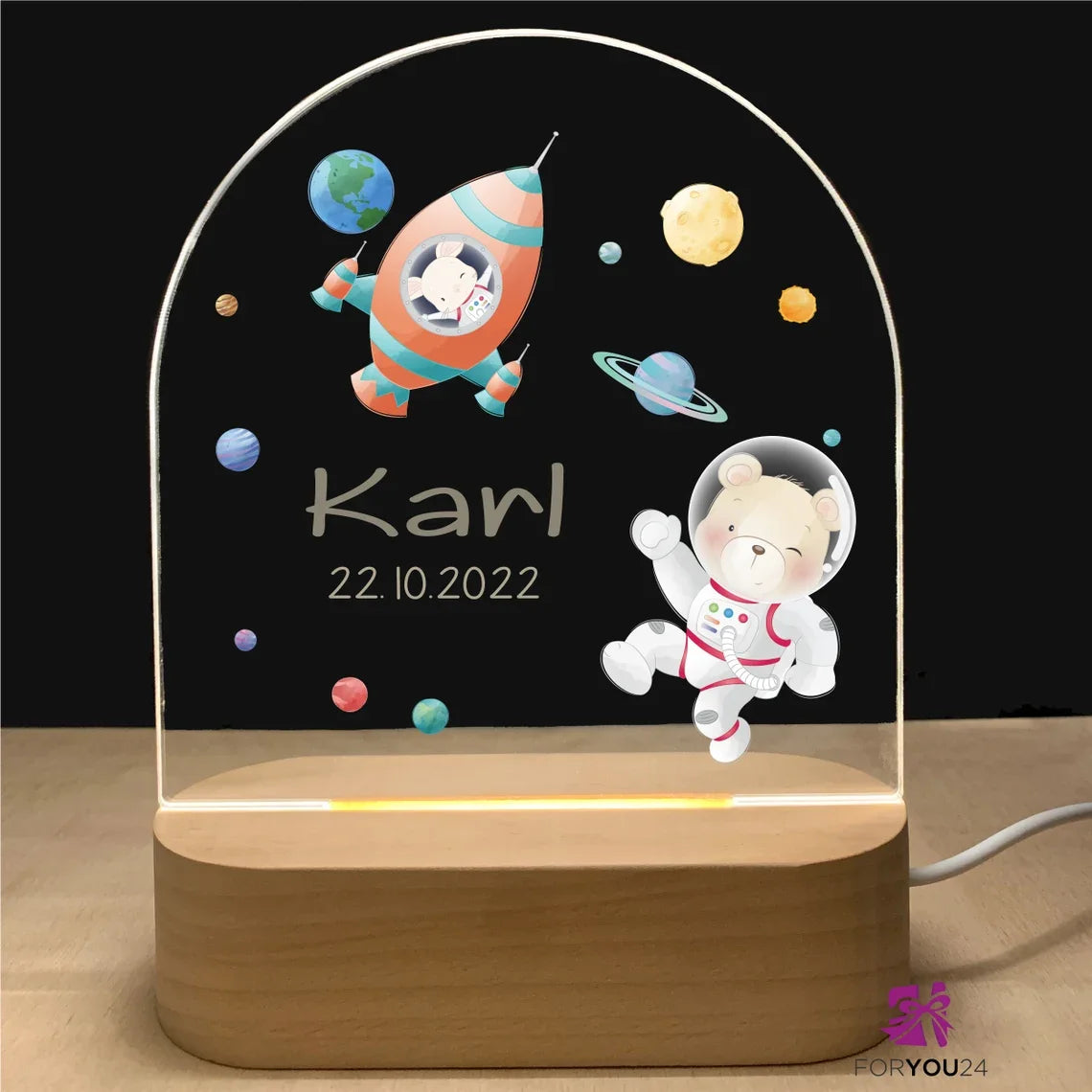 Personalisierbares Baby Nachtlicht mit USB & Holzbasis