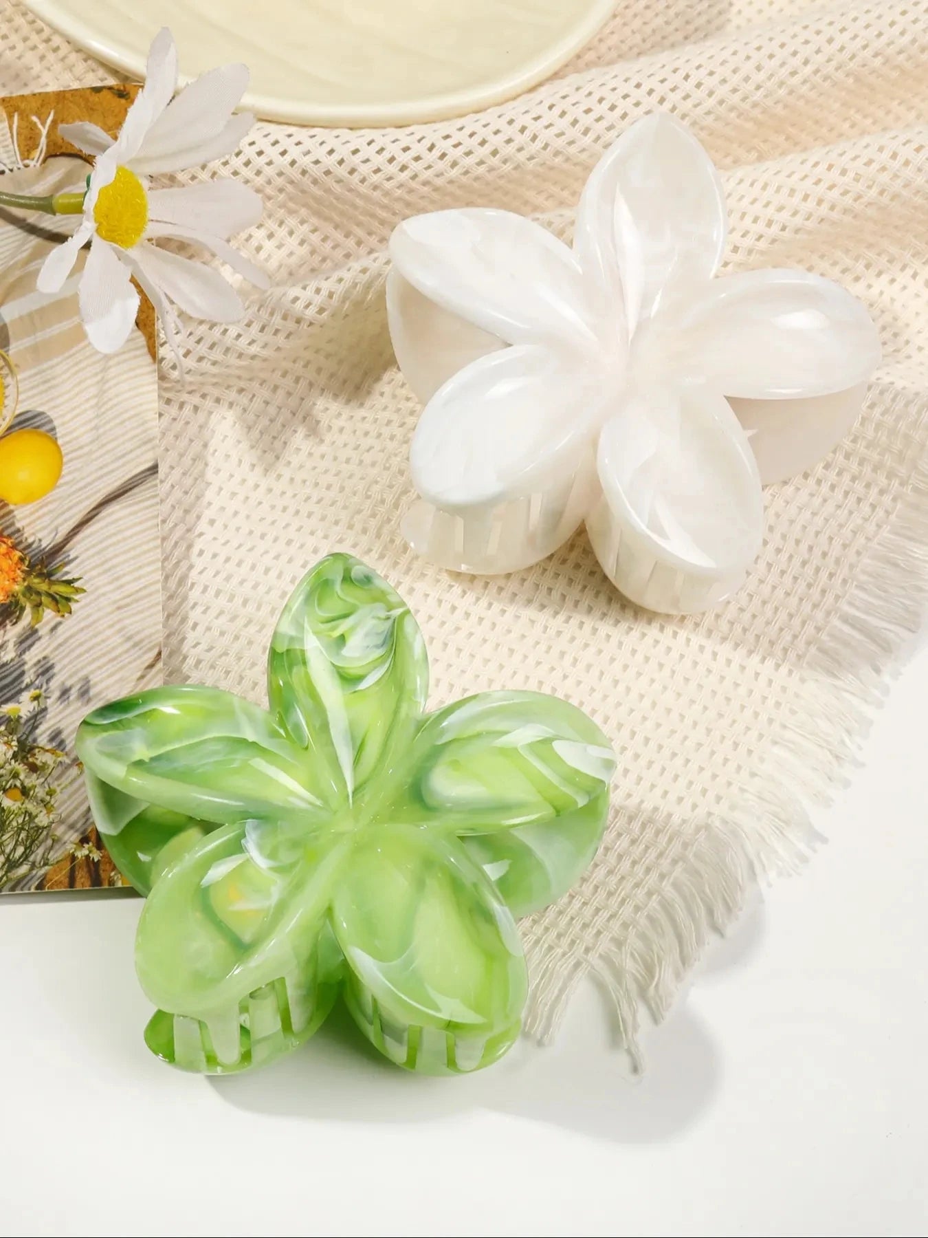 Hawaiianische Blumenkrallenklammern für Frauen, Blumen-Haarklammern mit Marmorader für dünnes Haar, süßer Strand-Haarschmuck