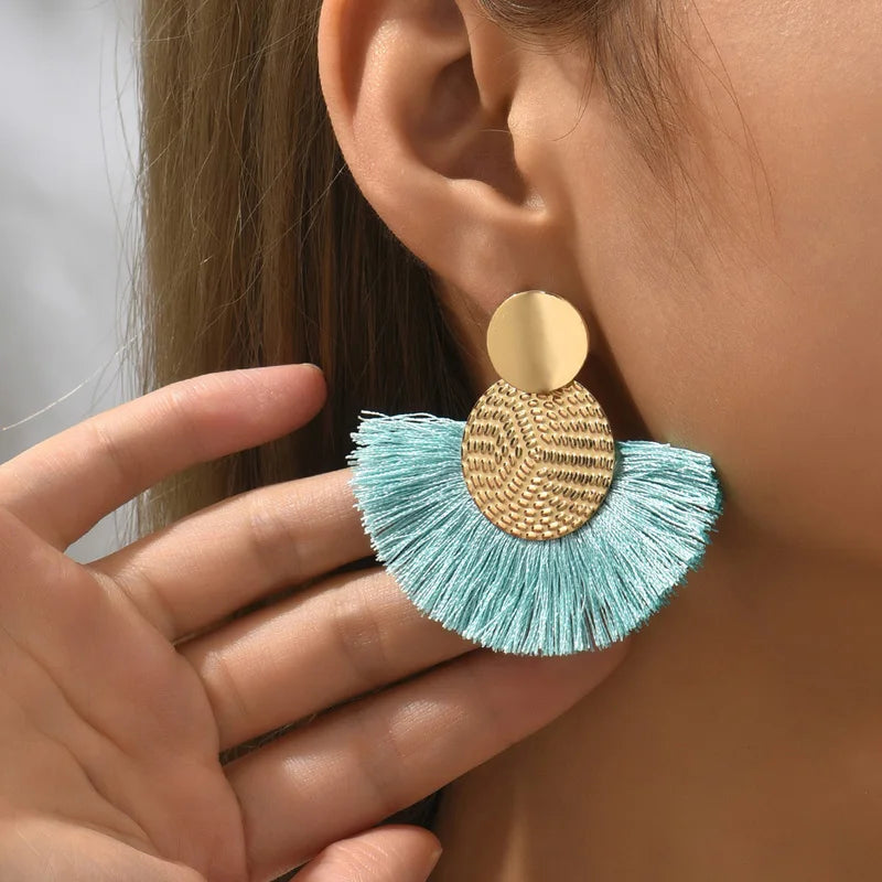 Mode Böhmischen Große Quaste Baumeln Weiße Fringe Weibliche Ohrringe Tropfen Ohrringe für Frauen Erklärung Hochzeit Schmuck