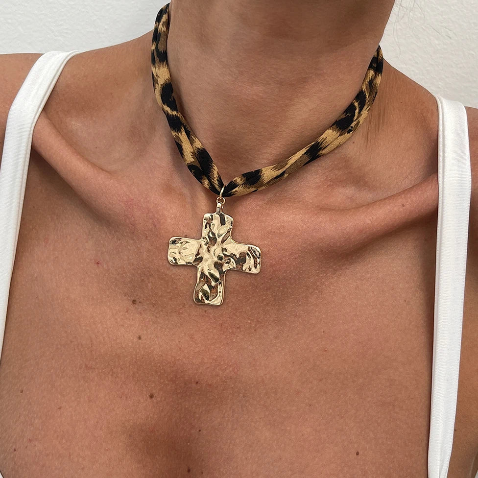 Ingemark 7 Stile Ethnische Multilayer Samt Kette Halskette Frauen 2025 Neue Mode Metall Conch Seestern Herz Anhänger Hals Schmuck