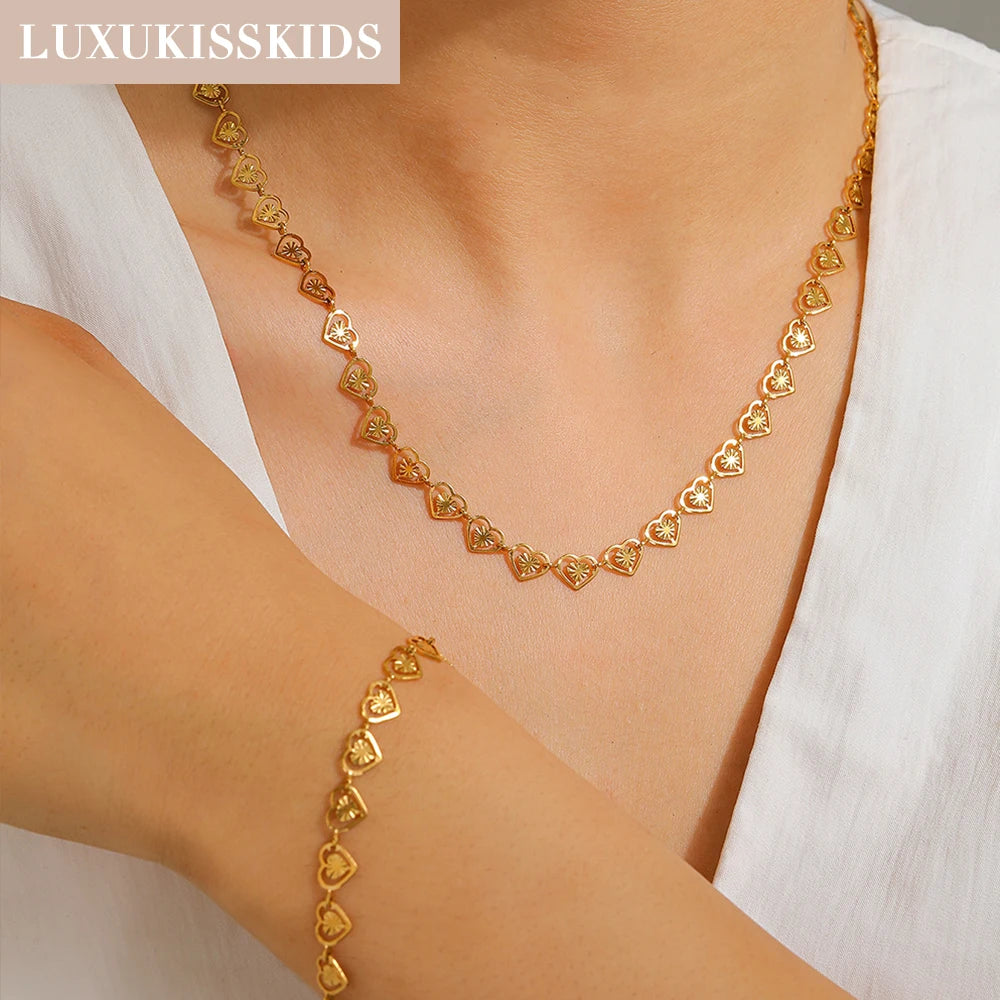 LUXUKISSKIDS Mode Kubische Liebe Herz Minimalistischen Schmuck Set Halskette Ohrringe Armbänder Edelstahl Frauen/Mädchen Zubehör