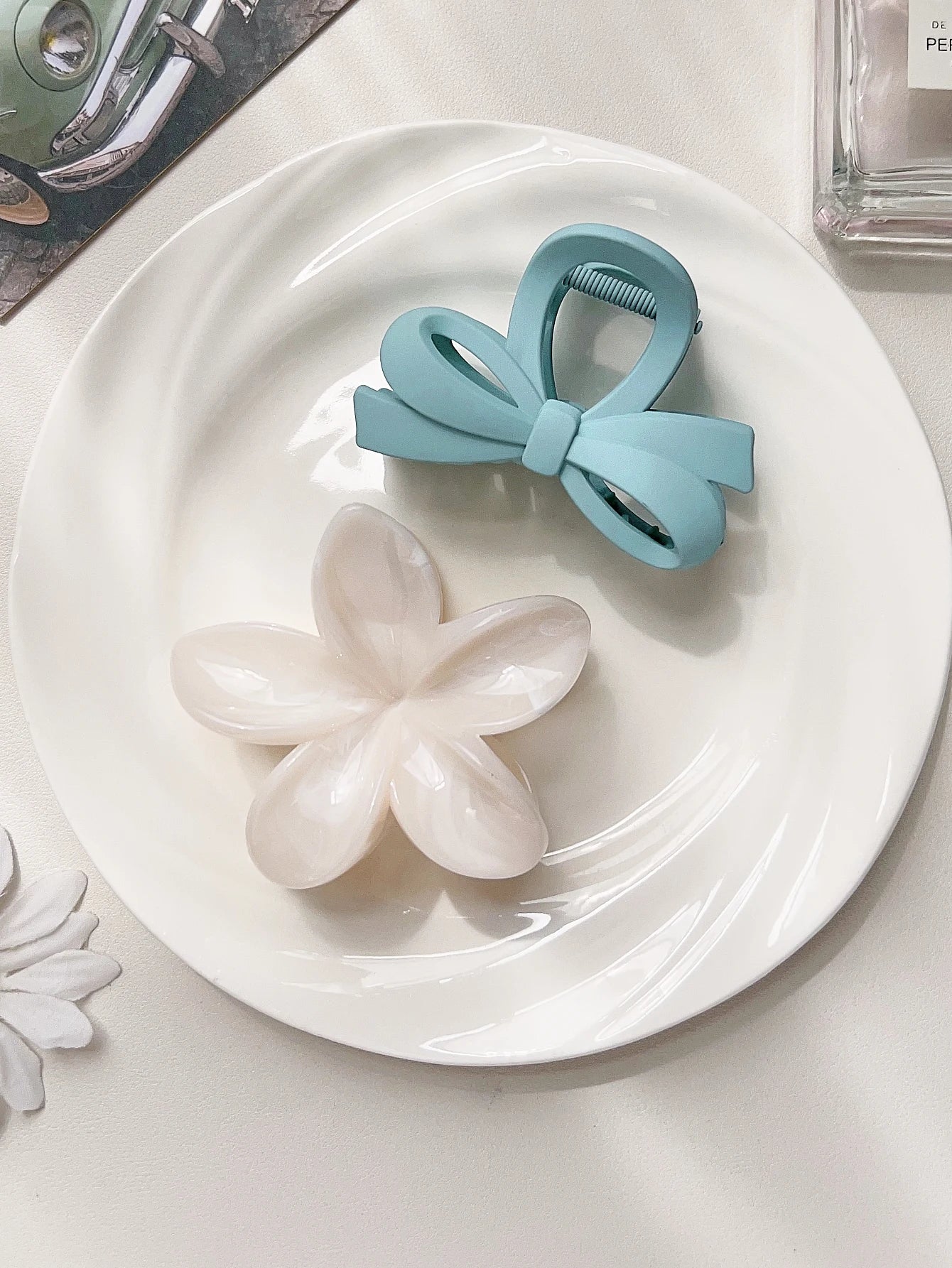 Hawaiianische Blumenkrallenklammern für Frauen, Blumen-Haarklammern mit Marmorader für dünnes Haar, süßer Strand-Haarschmuck