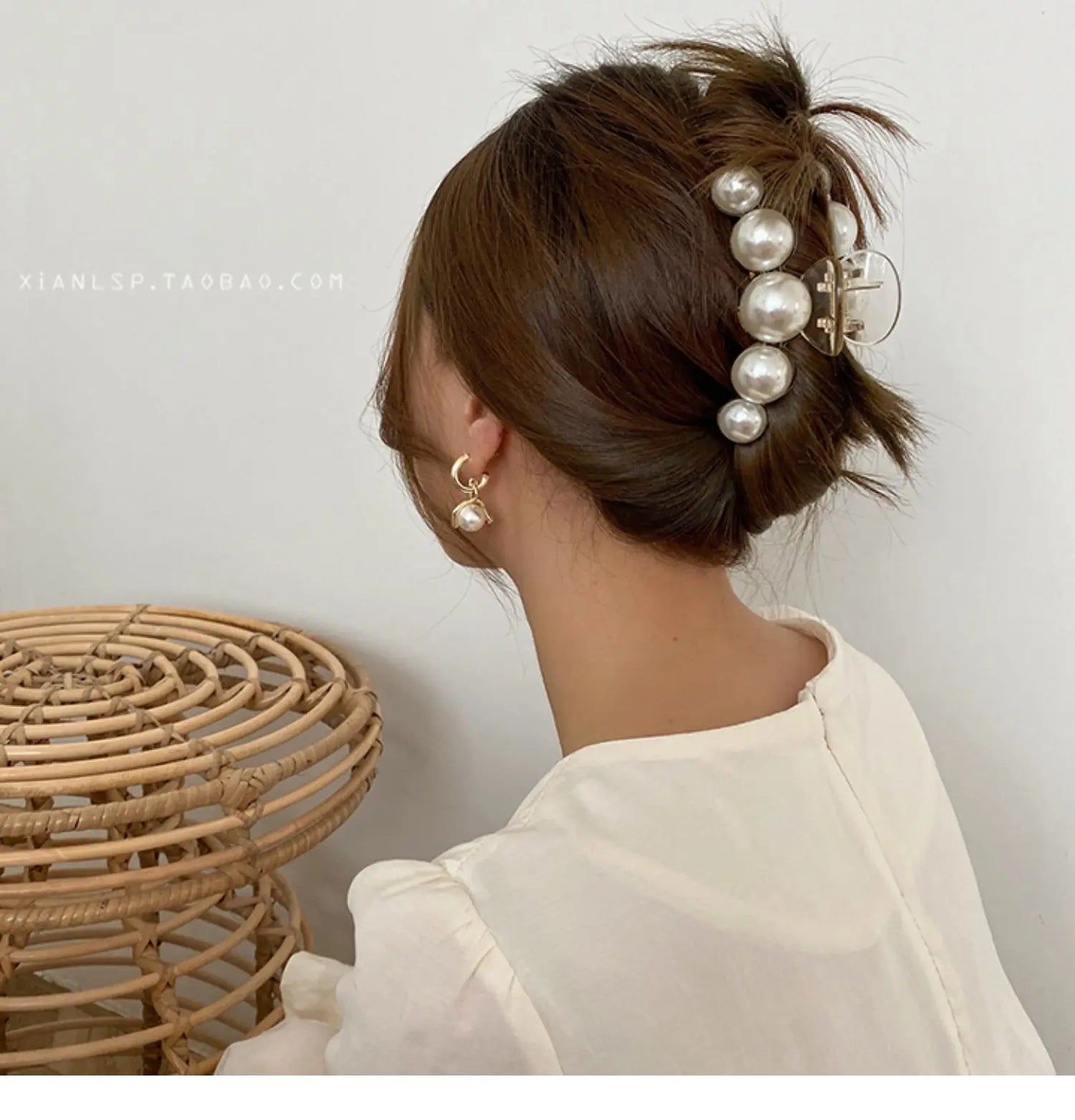 Acryl Daisy Hair Clip