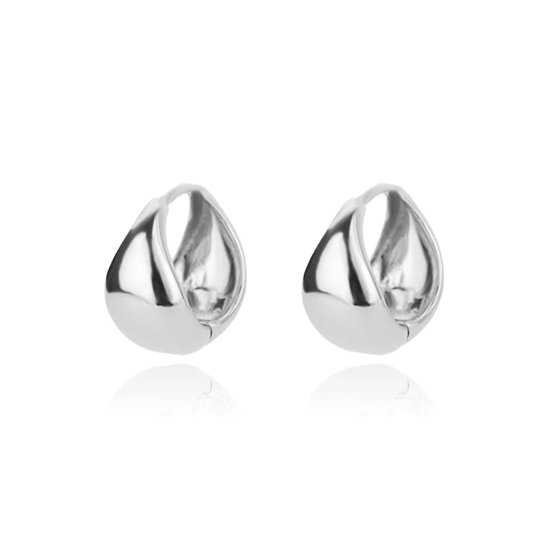 Klobige flache kleine Kreis-Creolen für Frauen, Charm, silberfarben, Edelstahl, geometrische Ohrringe, minimalistischer Schmuck