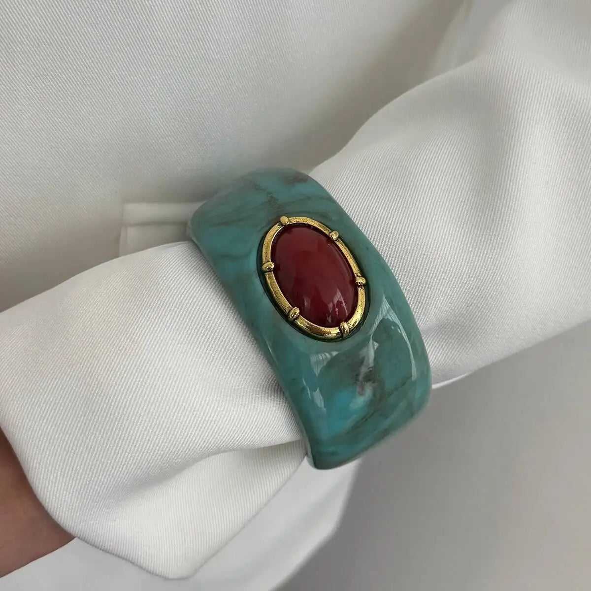 KunJoe Vintage Chunky Resin Acryl Armreif für Damen, Bohemian Geometrisch Unregelmäßiger Breiter Armreif, Schmuck Accessoire