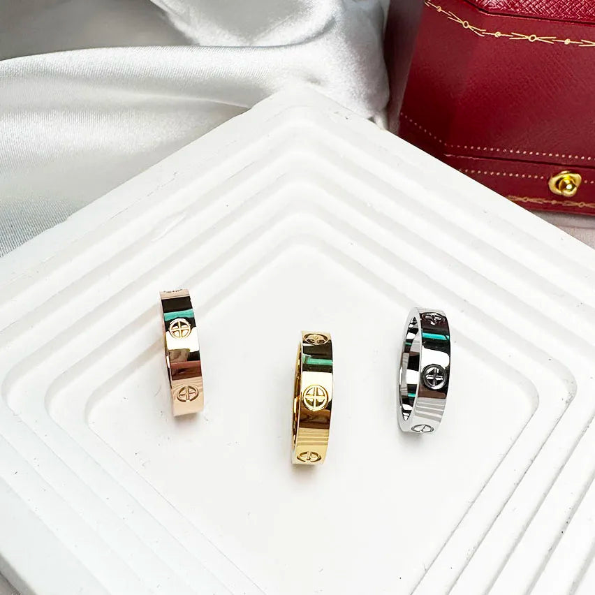 Luxusmarke, klassisches Kreuz mit Stein, Edelstahlring für Mädchen und Frauen, Paarringe für Hochzeit, Geburtstag, Geschenk, verblasst nicht