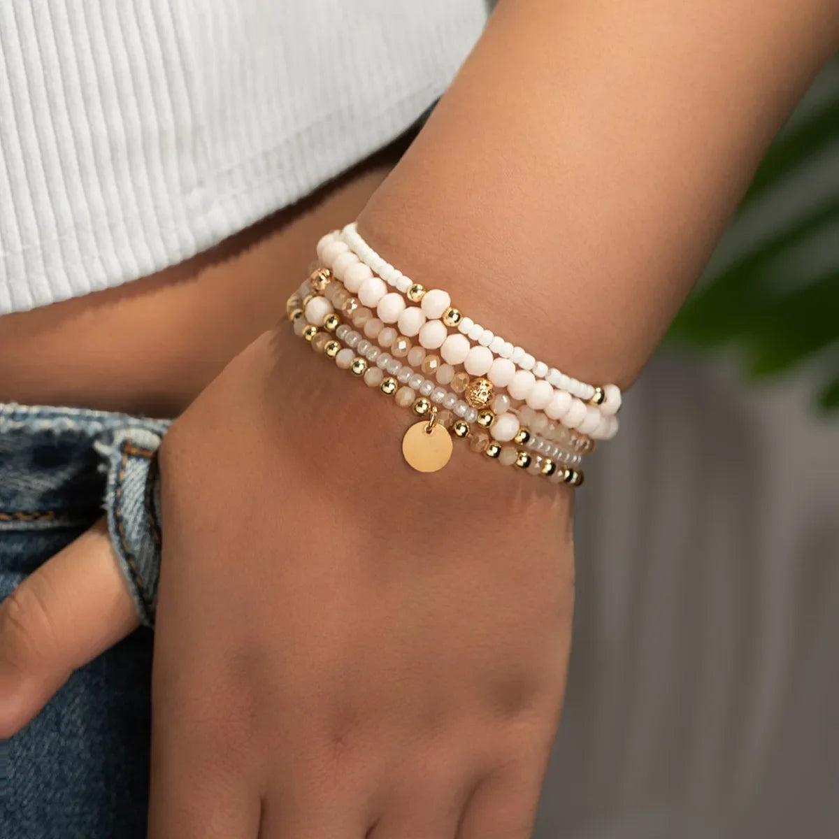 5Pcs Mode Harz Perlen Armband Set Für Frauen Runde Stück Charme Elastische Perle Kette Armreif Handgelenk Strap Weibliche Urlaub schmuck
