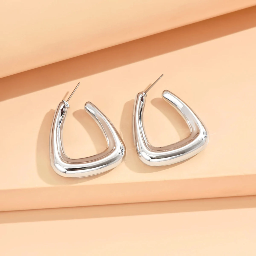 Natura Sabi Geometrische unregelmäßige metallische Farbohrringe für Frauen 2024, minimalistischer Stil, Persönlichkeitsohrringe, trendiger Schmuck, Geschenk