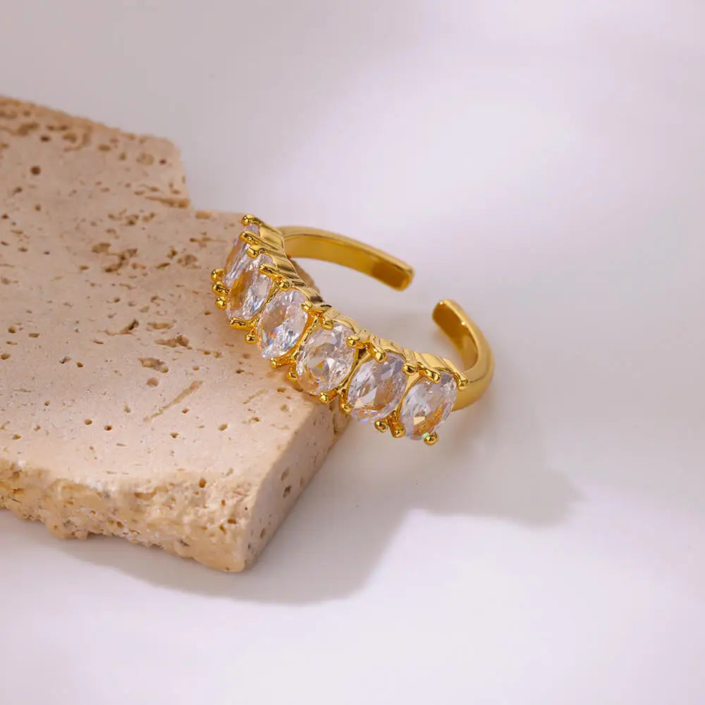 Goldener Herzring aus Edelstahl mit Zirkon – 18K vergoldet, Ehering für Frauen