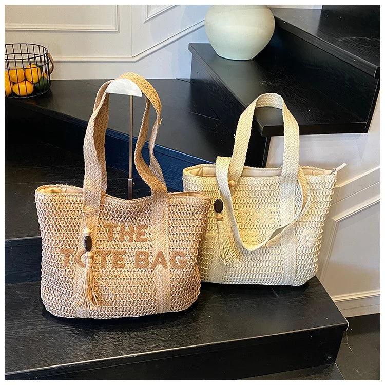 Französischer Stil, große Kapazität, gewebte Strohtasche für Damen, neue Strandurlaub-Umhängetasche, lässige Pendler-Einkaufstasche, Geldbörse