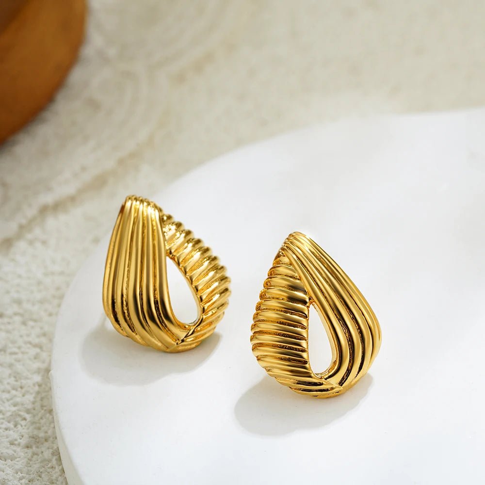 Mode Glänzende Drei-Schicht Strukturierte Kreuzung Knoten Ohrringe für Frauen Gold Farbe Edelstahl Ohrring Vintage-Schmuck Geschenk