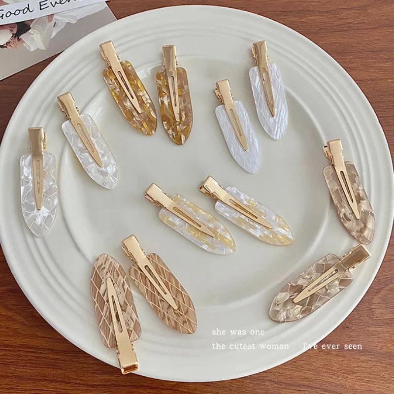4 stücke Einfache Gemischte Farbe Haar Clips Seite Keine Spur Pony Entenschnabel Clips Elegante Damen Kopfbedeckungen Haar Zubehör