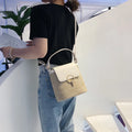 Strand Dame Reise Geldbörsen und Handtaschen Casual Ketten Stroh Eimer Taschen Frauen Sommer Umhängetasche Rattan Taschen Schulter Tasche Bolsa