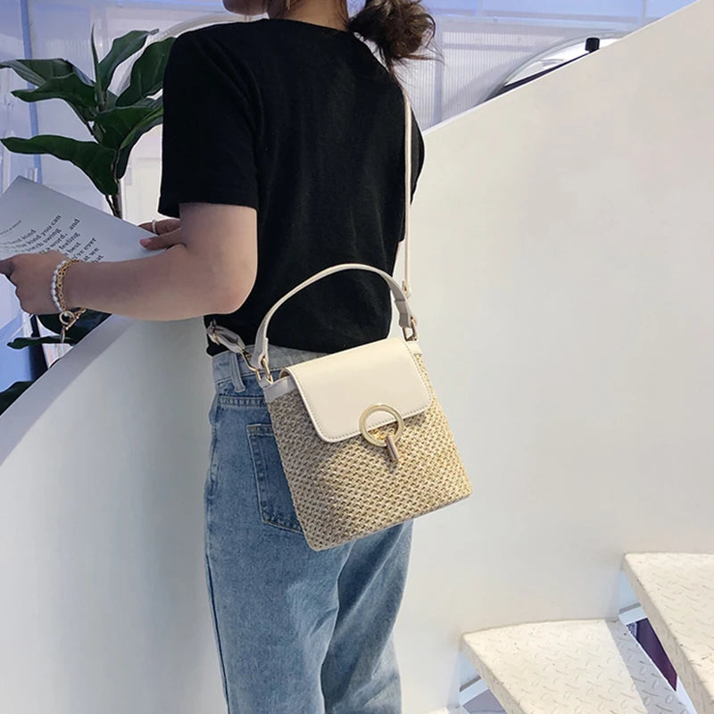 Strand Dame Reise Geldbörsen und Handtaschen Casual Ketten Stroh Eimer Taschen Frauen Sommer Umhängetasche Rattan Taschen Schulter Tasche Bolsa