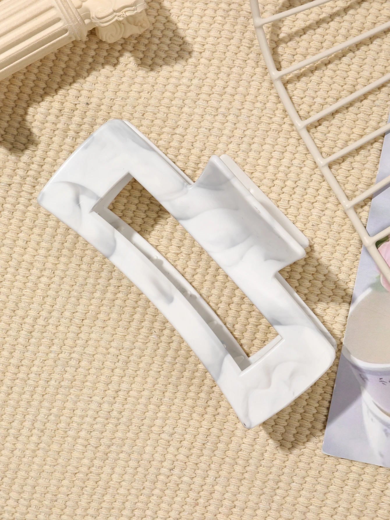 Große Marmor-Haarklammern 2er-Set – Starker Halt für dickes Haar