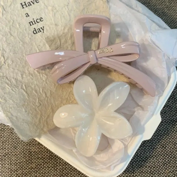 2-teiliges Vintage Haarclip-Set – Blau Polka Dots & Rote Schleife | Koreanische Haarspangen für Damen