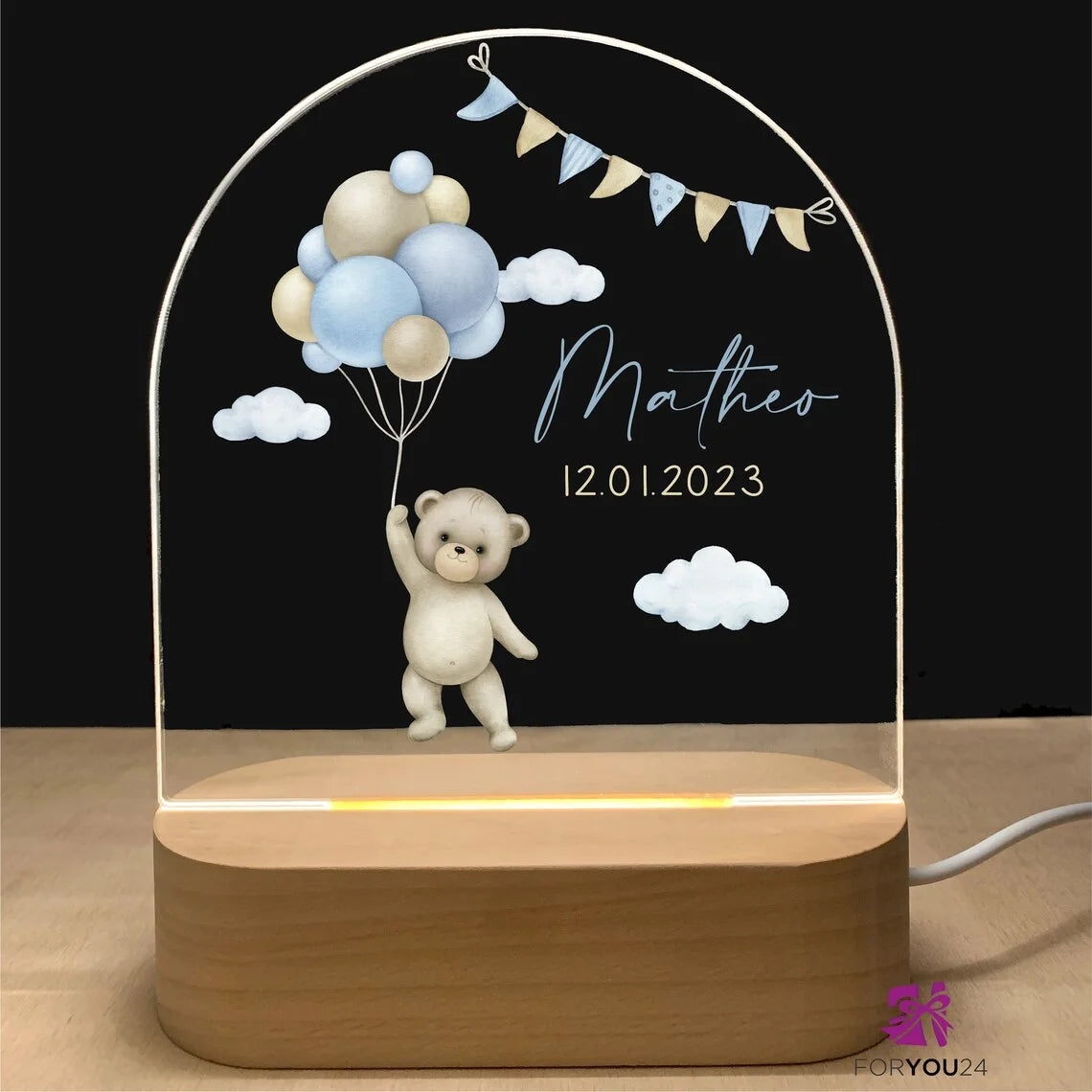 Personalisierbares Baby Nachtlicht mit USB & Holzbasis