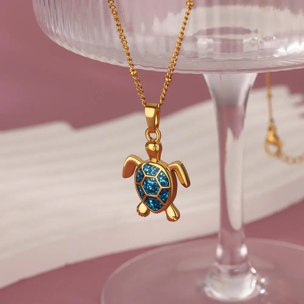 Farbige Schildkröten-Halskette aus Edelstahl – Sommerliche Perlenkette mit Tieranhänger für Damen & Unisex | Strand Schmuck Vintage Stil