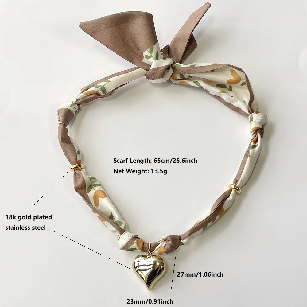 30 neue Feiertags-Spaß-Schal-Halskette mit riesigen Herzen oder kleinen Herzen, Weihnachtsgeschenk für Frauen, Mädchen, Mama