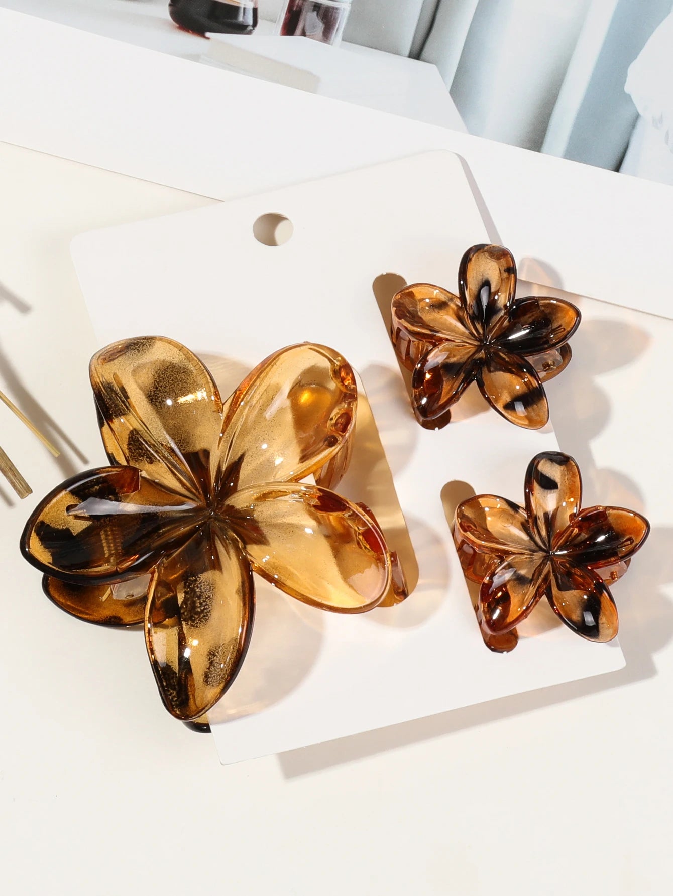 Hawaiianische Blumenkrallenklammern für Frauen, Blumen-Haarklammern mit Marmorader für dünnes Haar, süßer Strand-Haarschmuck
