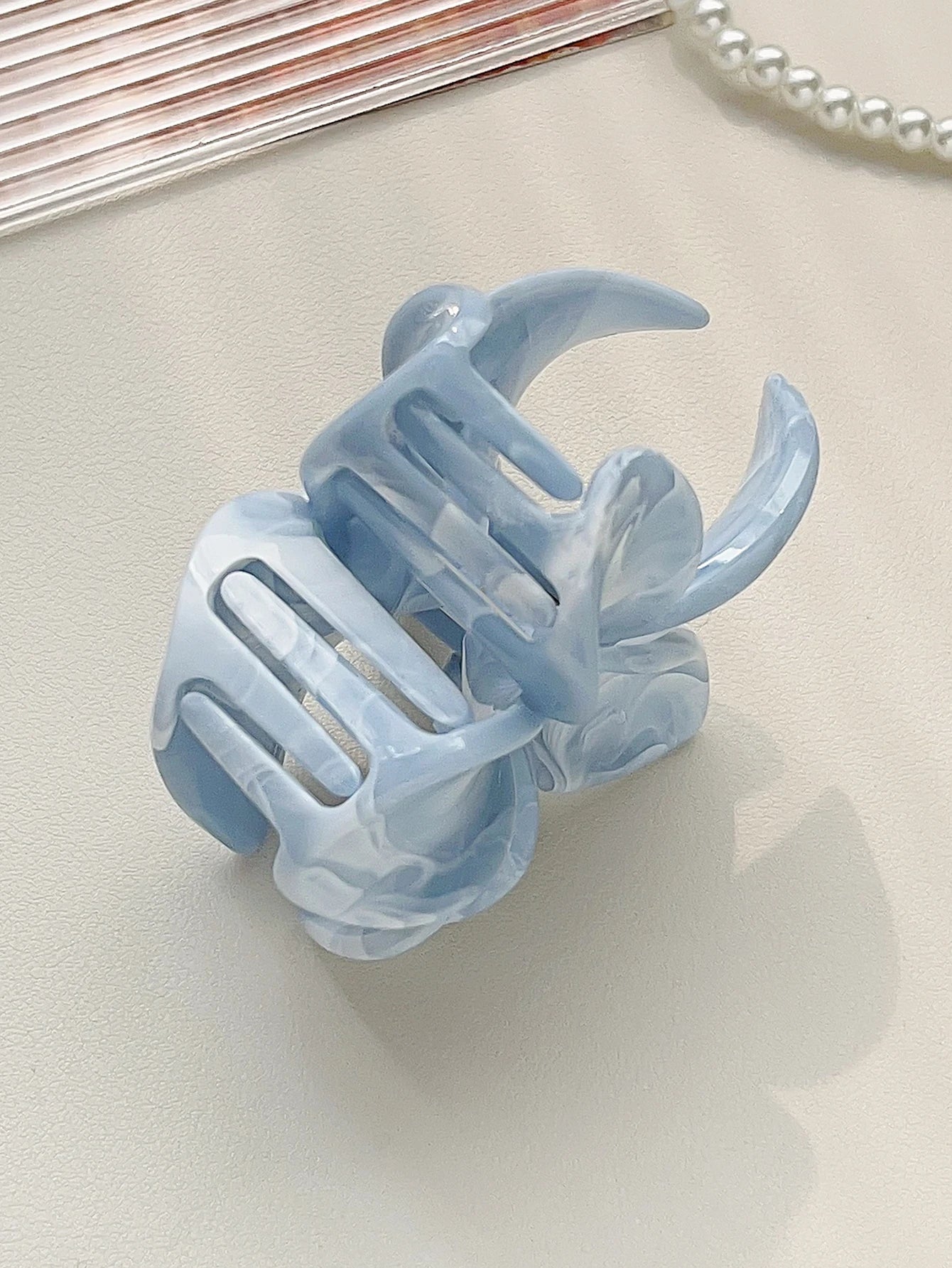 Hawaiianische Blumenkrallenklammern für Frauen, Blumen-Haarklammern mit Marmorader für dünnes Haar, süßer Strand-Haarschmuck