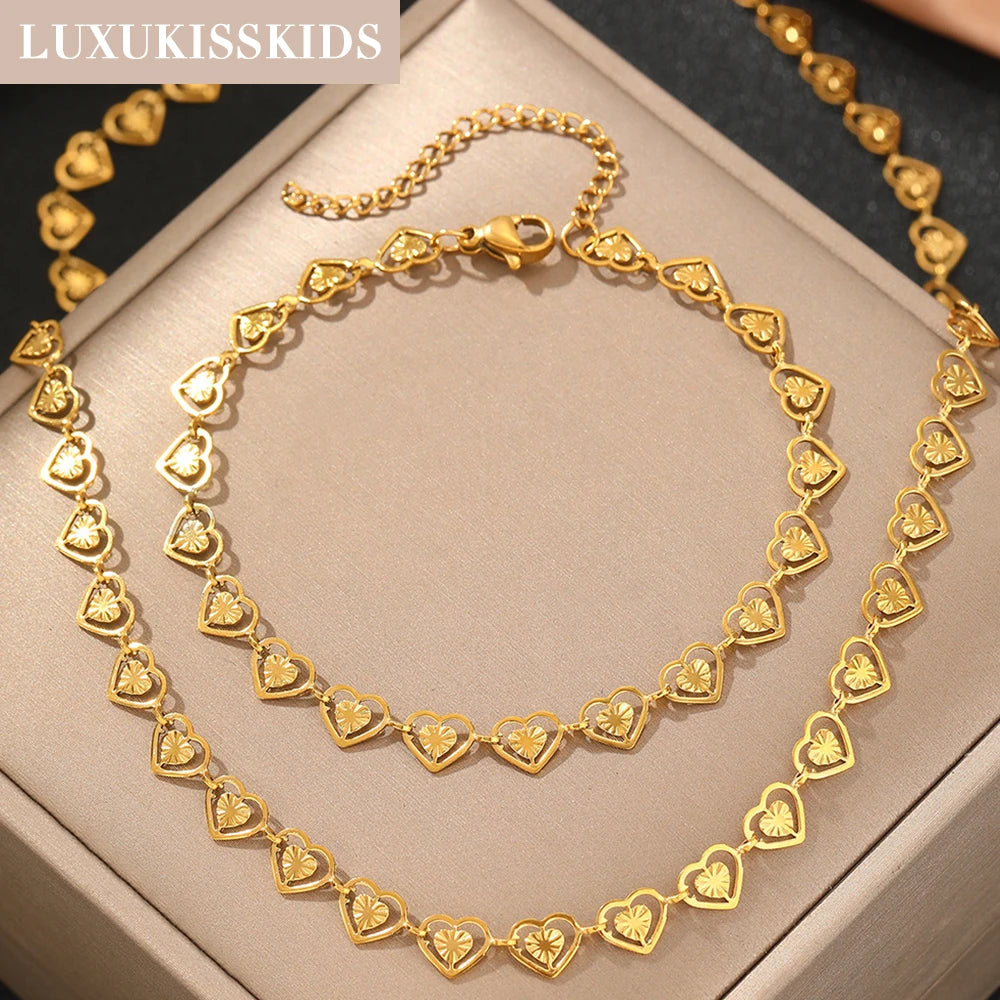LUXUKISSKIDS Mode Kubische Liebe Herz Minimalistischen Schmuck Set Halskette Ohrringe Armbänder Edelstahl Frauen/Mädchen Zubehör
