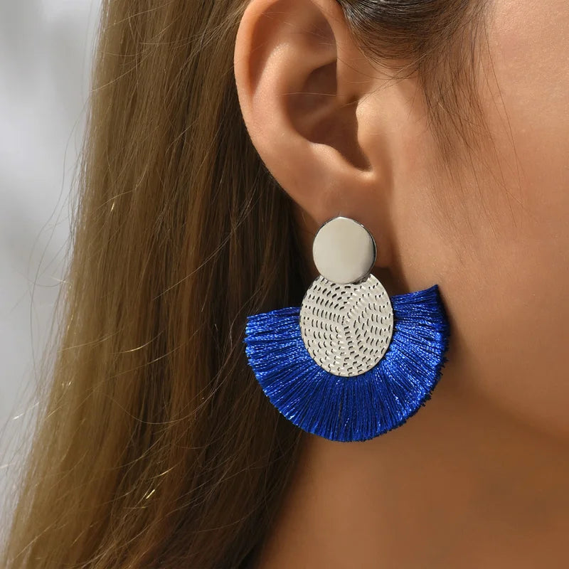 Mode Böhmischen Große Quaste Baumeln Weiße Fringe Weibliche Ohrringe Tropfen Ohrringe für Frauen Erklärung Hochzeit Schmuck
