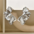 Elegante Ginkgo Blätter Halbe Blume Ohrstecker für Frauen Design Sinn Gold Farbe Blütenblätter Piercing Ohrringe Damen Schmuck