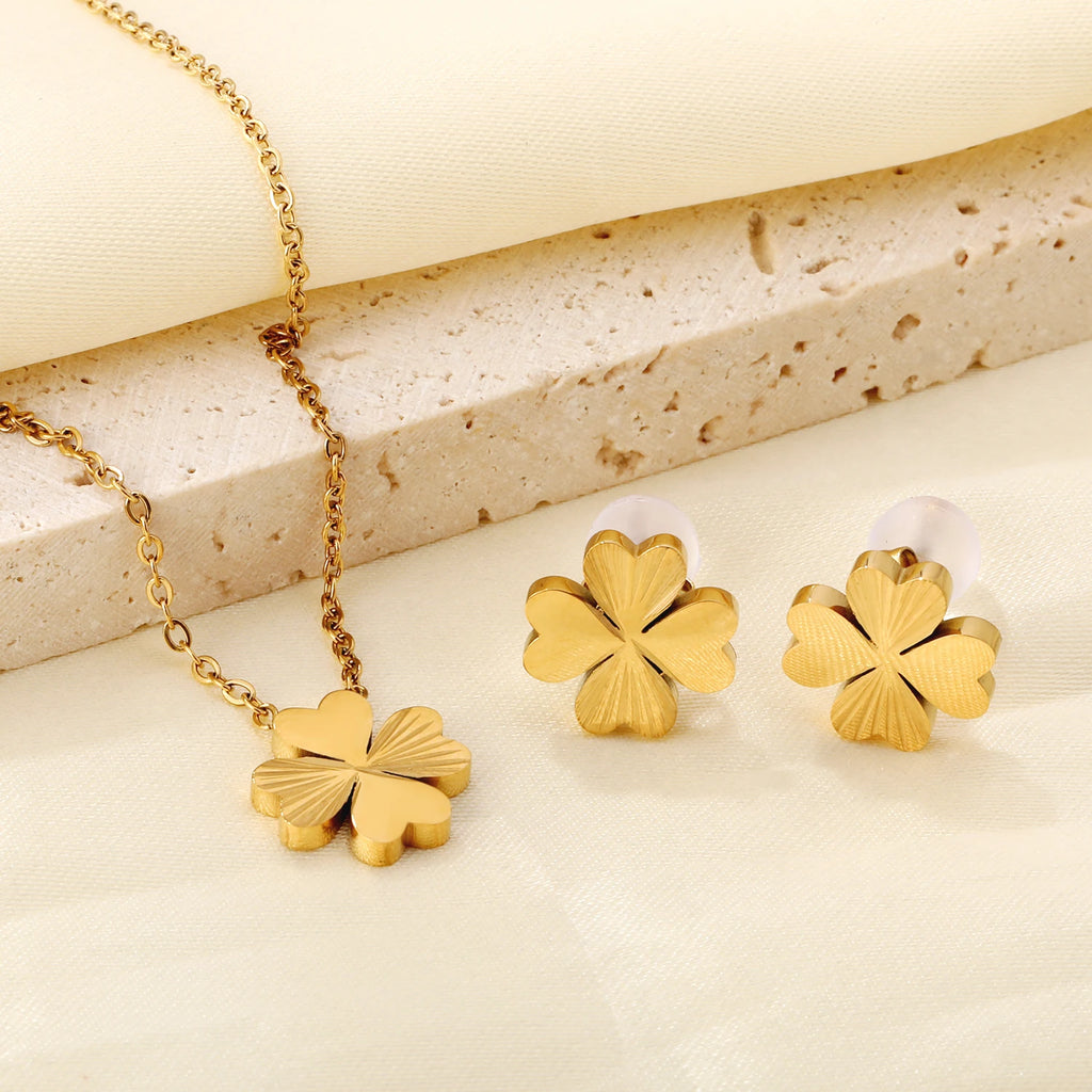 LUXUKISSKIDS Mode Kubische Liebe Herz Minimalistischen Schmuck Set Halskette Ohrringe Armbänder Edelstahl Frauen/Mädchen Zubehör