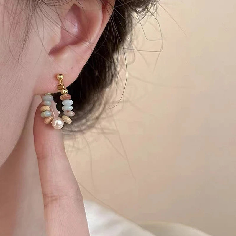 Urlaubsstil-Design, Naturstein-Perlen-Perlen-Anhänger-Ohrringe für Frauen und Mädchen, 2024, Modeschmuck, ungewöhnliche Accessoires