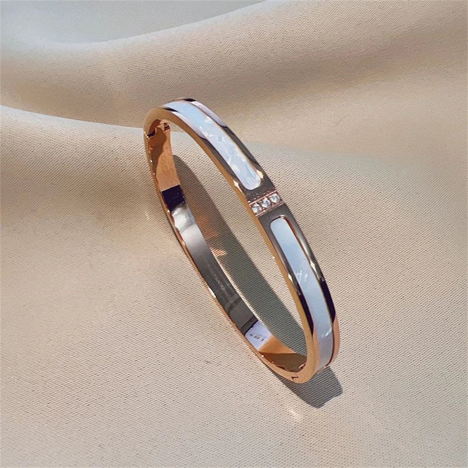 ZAKOL 5/1 Stück funkelndes Edelstahl-Armband-Set mit Zirkonia-Intarsien für Damen, stapelbare Armreifen, modisch, lichtecht, Schmuck, Geschenk