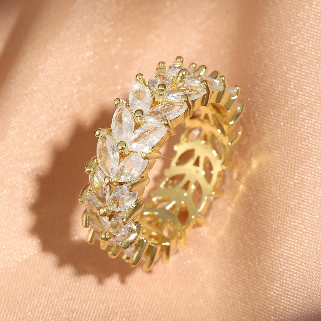 Klassische Baguette-Zirkonia-Verlobungsringe für Damen, luxuriöser, 18 Karat vergoldeter Hochzeitsschmuck