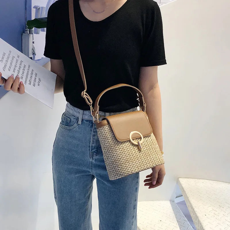 Strand Dame Reise Geldbörsen und Handtaschen Casual Ketten Stroh Eimer Taschen Frauen Sommer Umhängetasche Rattan Taschen Schulter Tasche Bolsa