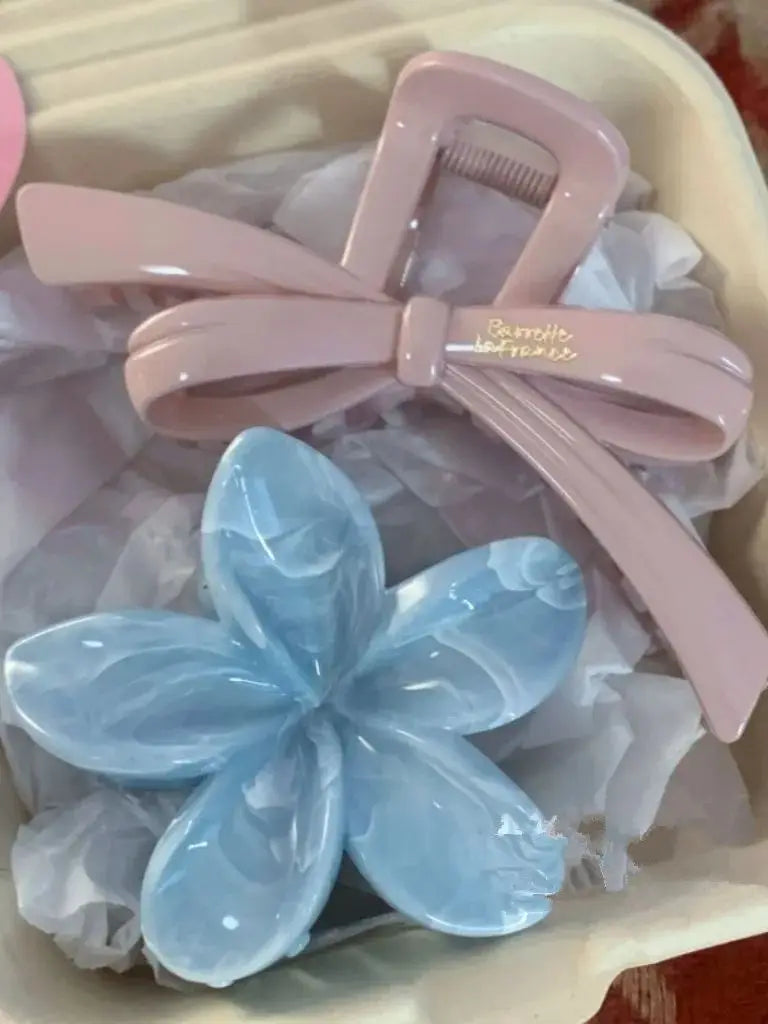 2-teiliges Vintage Haarclip-Set – Blau Polka Dots & Rote Schleife | Koreanische Haarspangen für Damen