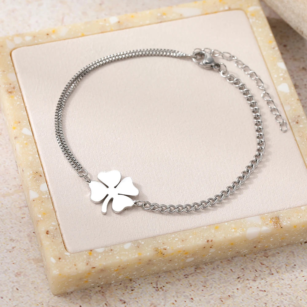 Edelstahl-Armbänder, klassischer Glücksklee-Anhänger, Hip-Hop-Armband für Damen, Schmuck, lichtecht, hochwertige Alltagskleidung