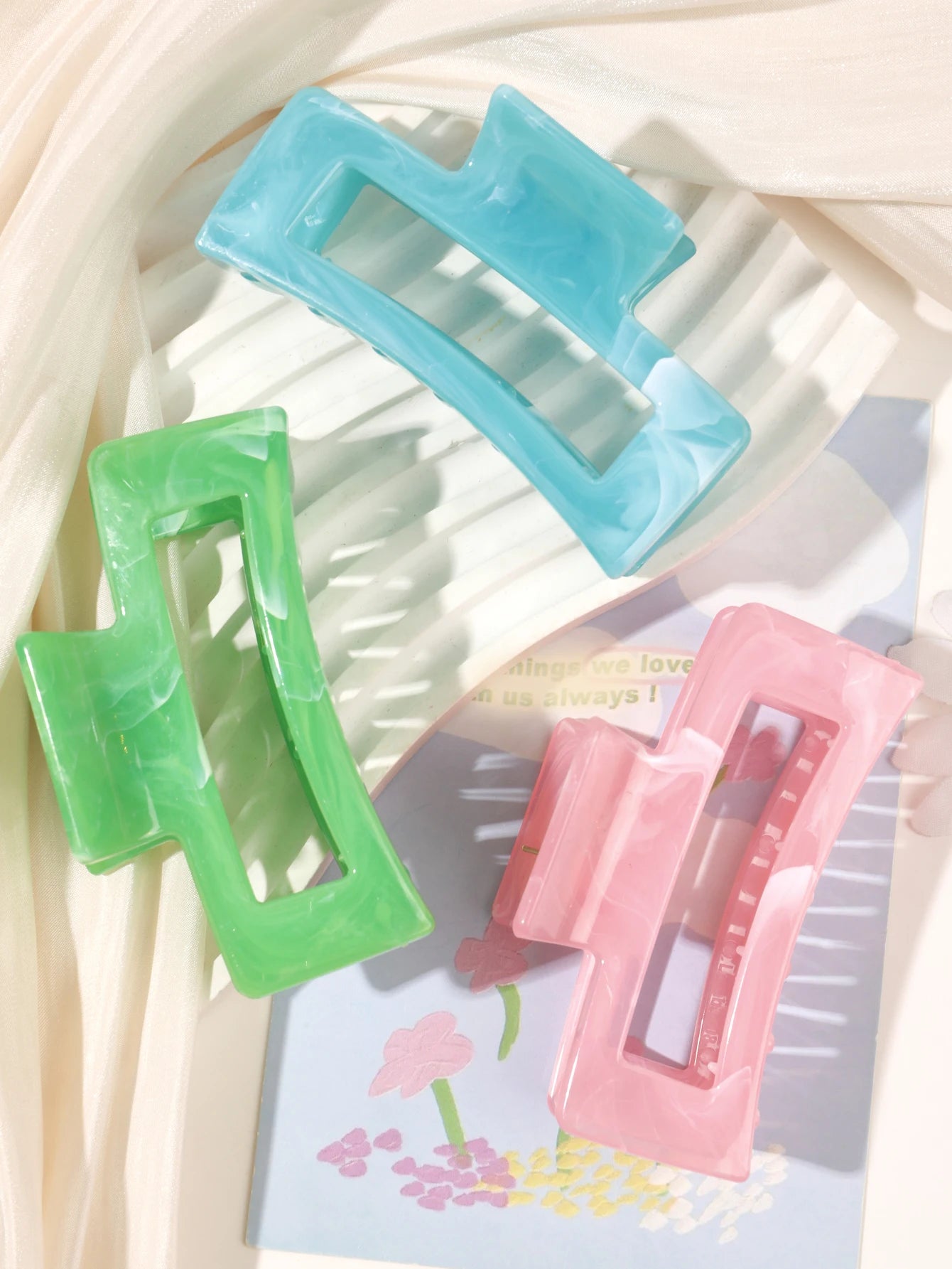 Große Marmor-Haarklammern 2er-Set – Starker Halt für dickes Haar