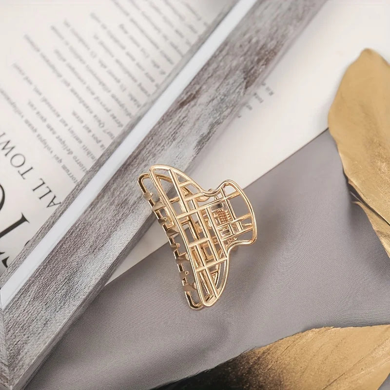 Mode Einfache Non Slip Mini Hohl Herz Metall Haar Klaue Clips Gold Geometrische Pony Barrettes Haar Kiefer Für Frauen Mädchen Täglich