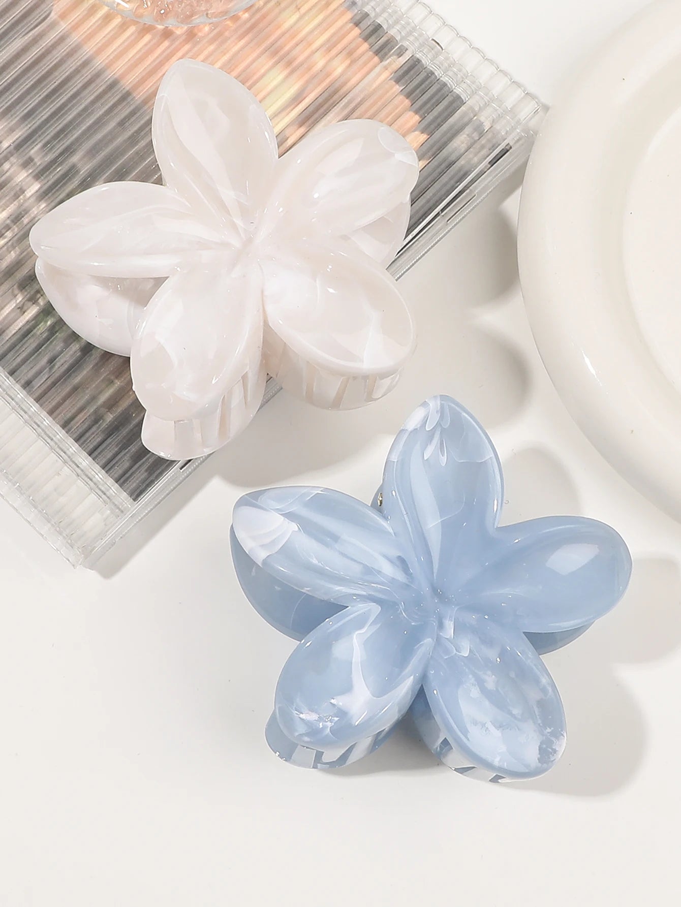 Hawaiianische Blumenkrallenklammern für Frauen, Blumen-Haarklammern mit Marmorader für dünnes Haar, süßer Strand-Haarschmuck