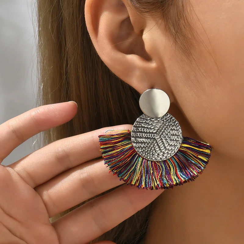 Mode Böhmischen Große Quaste Baumeln Weiße Fringe Weibliche Ohrringe Tropfen Ohrringe für Frauen Erklärung Hochzeit Schmuck