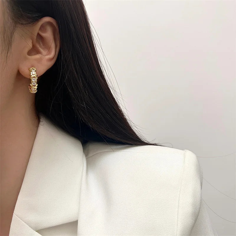 Vintage CC Design Ohrstecker für Frauen Koreanische Mode X Kreuz Zirkon Ohrring Verlobung Schmuck Geschenke Großhandel