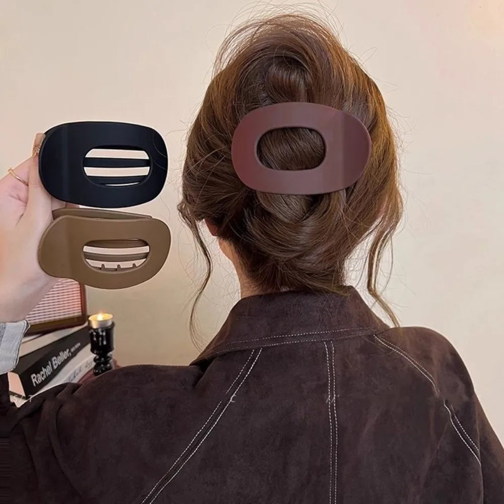 PC-Haarklammer für Frauen, neues Design, Leopardenmuster, matt, gebogen, flach, Styling-Haarspangen, Acryl, zum Liegen, Haar-Accessoires