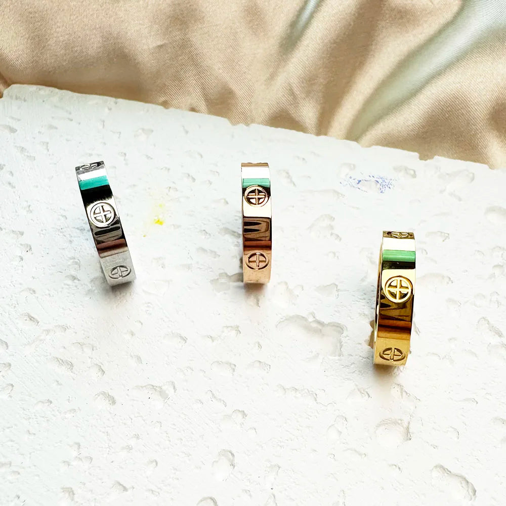 Luxusmarke, klassisches Kreuz mit Stein, Edelstahlring für Mädchen und Frauen, Paarringe für Hochzeit, Geburtstag, Geschenk, verblasst nicht