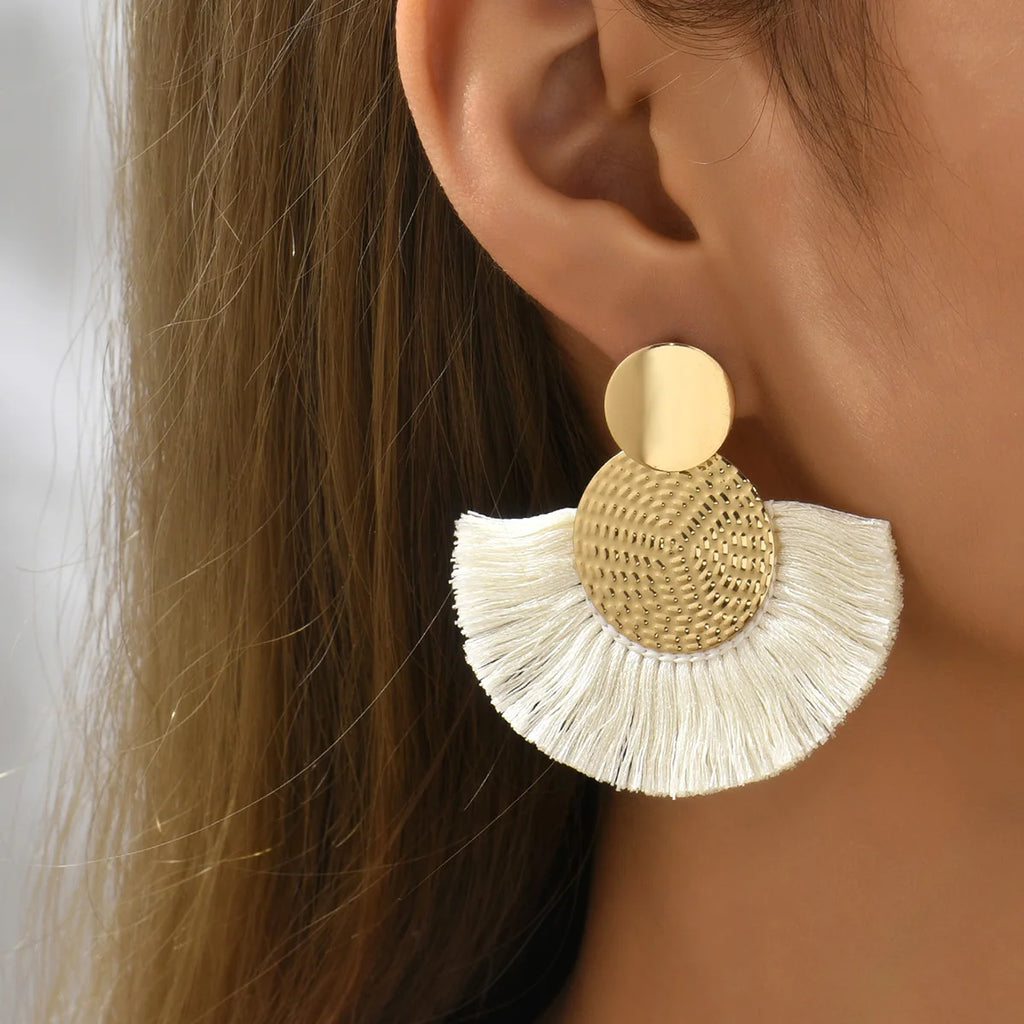Mode Böhmischen Große Quaste Baumeln Weiße Fringe Weibliche Ohrringe Tropfen Ohrringe für Frauen Erklärung Hochzeit Schmuck