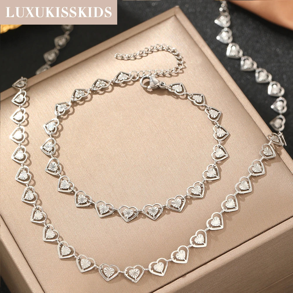 LUXUKISSKIDS Mode Kubische Liebe Herz Minimalistischen Schmuck Set Halskette Ohrringe Armbänder Edelstahl Frauen/Mädchen Zubehör